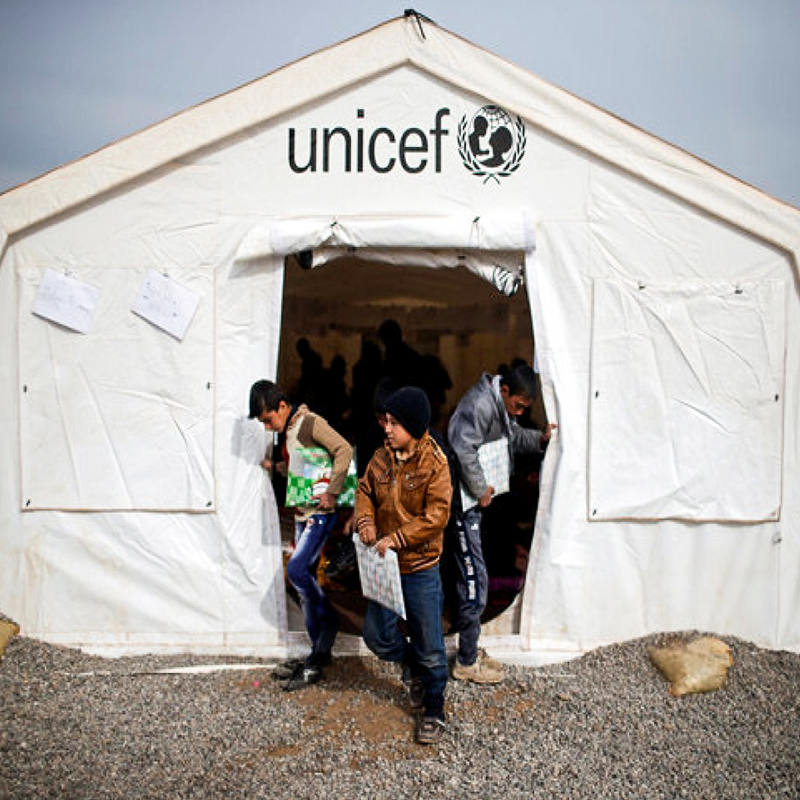 خيمة Huggy متعددة الأغراض 24 متر مربع معيار UNICEF